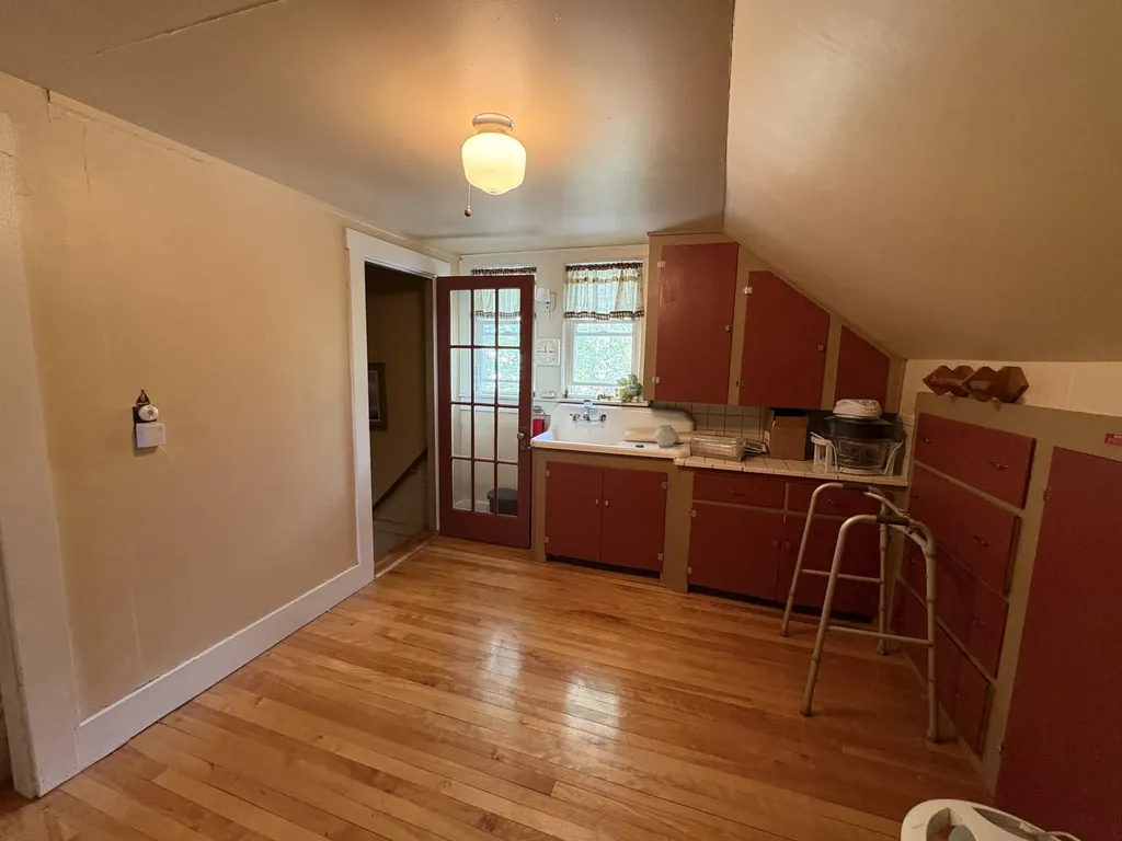 27 Birch Street East Millinocket ME 04430