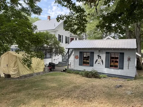 27 Birch Street East Millinocket ME 04430