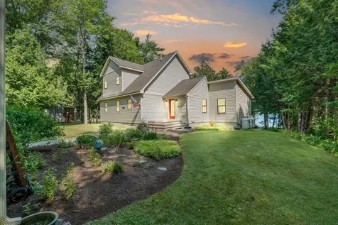 4 Abnaki Place Saint Albans ME 04971