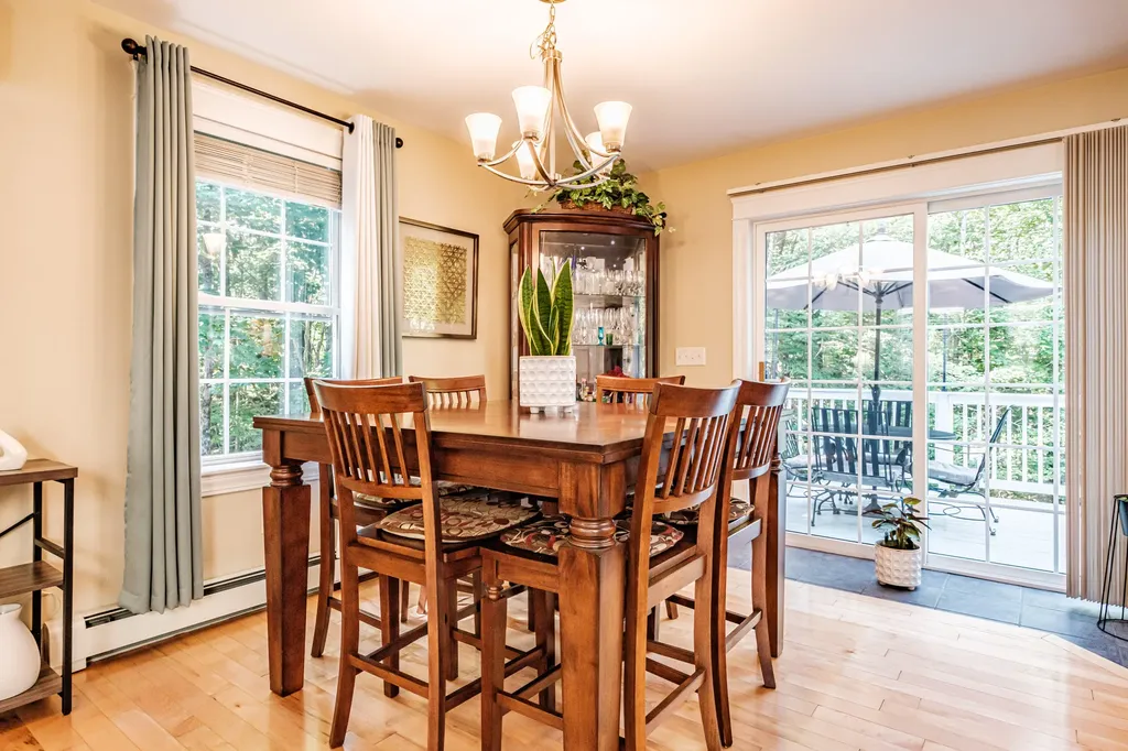 28 Lillian Place Westbrook ME 04092