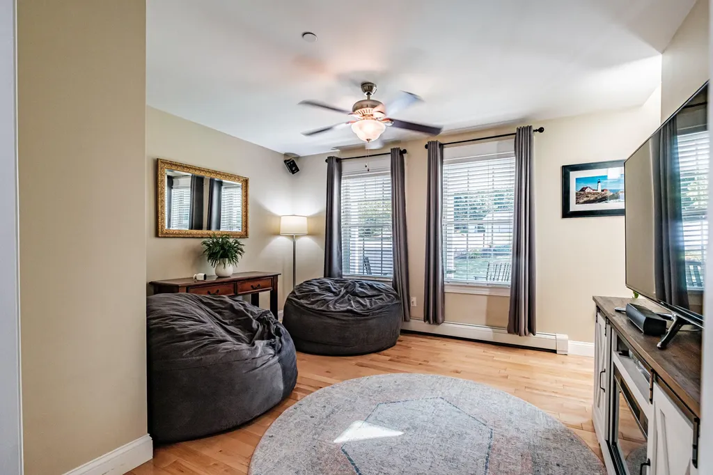 28 Lillian Place Westbrook ME 04092