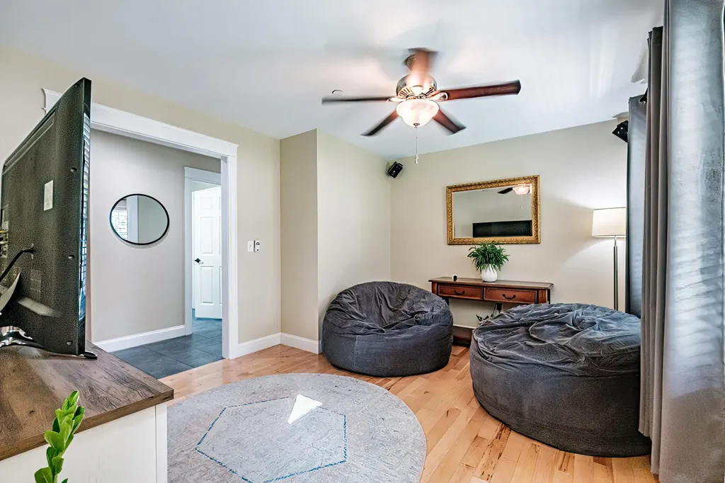 28 Lillian Place Westbrook ME 04092