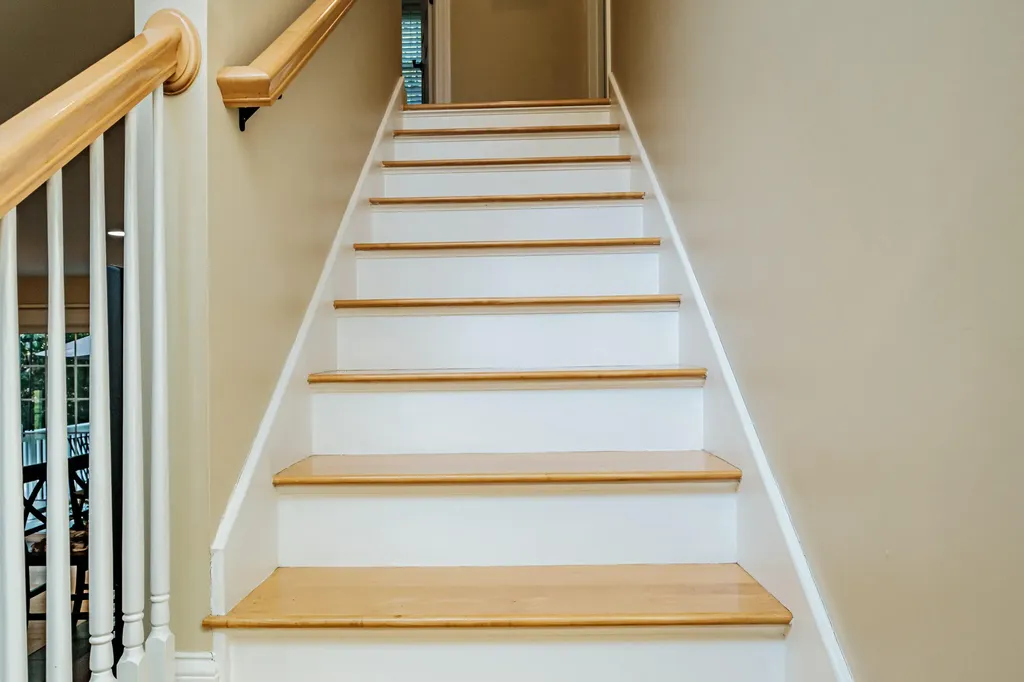 28 Lillian Place Westbrook ME 04092