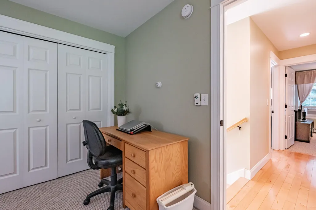28 Lillian Place Westbrook ME 04092