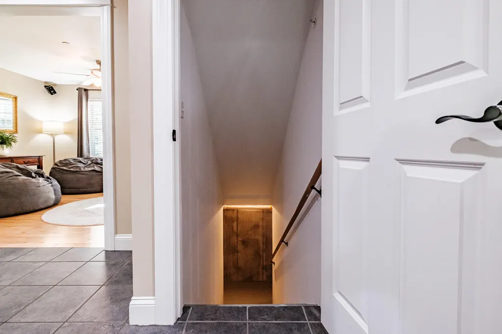 28 Lillian Place Westbrook ME 04092