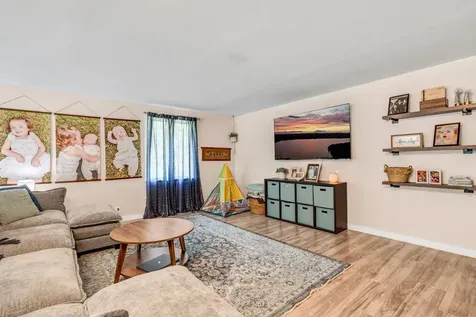 185 Liberty Road Washington ME 04574
