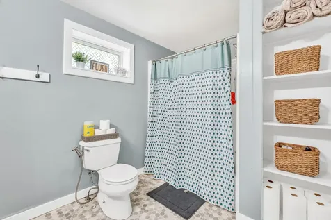 185 Liberty Road Washington ME 04574