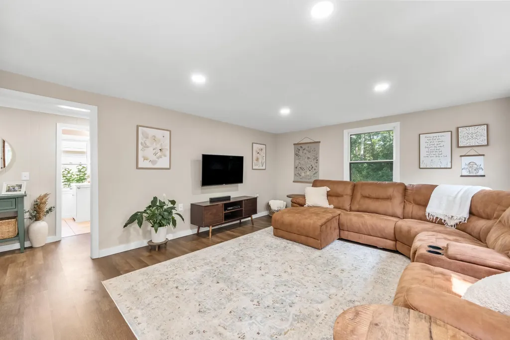 314 Clary Hill Road Warren ME 04864