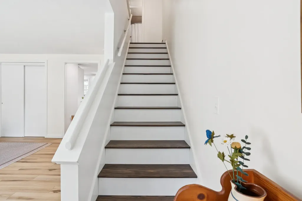 33 Hobart Street South Portland ME 04106