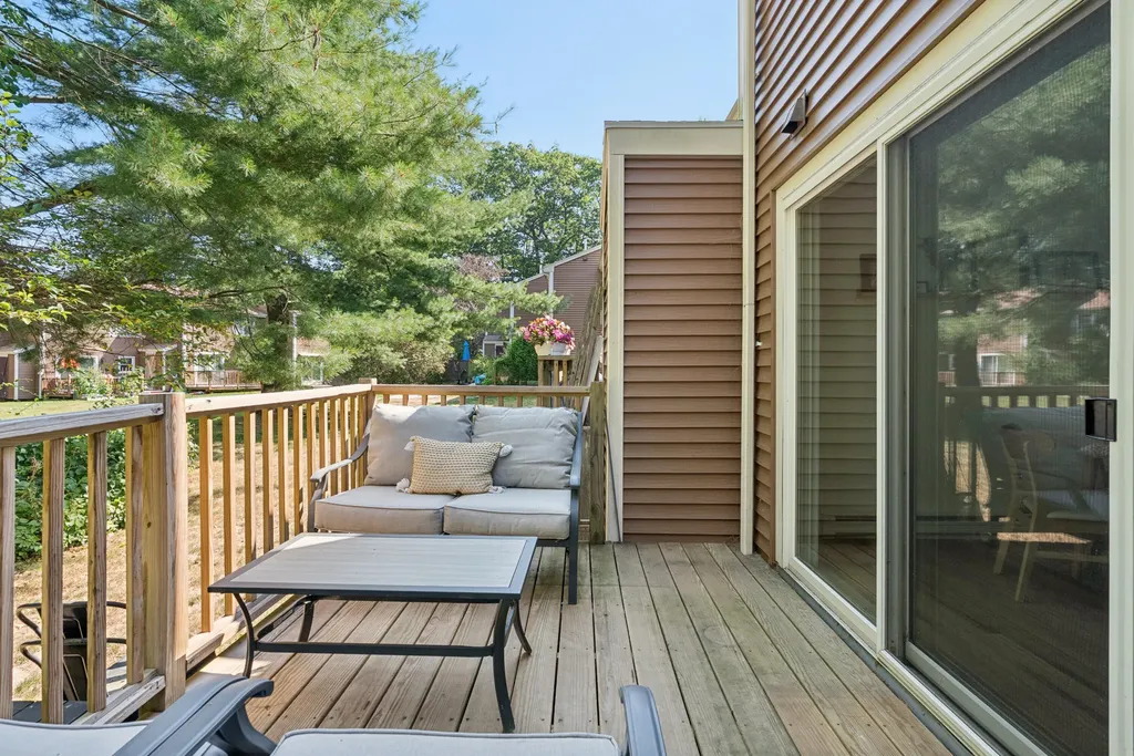 33 Hobart Street South Portland ME 04106