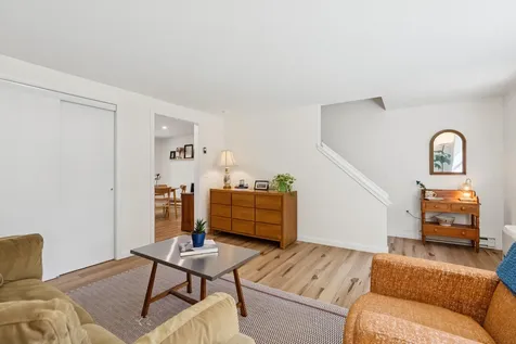 33 Hobart Street South Portland ME 04106