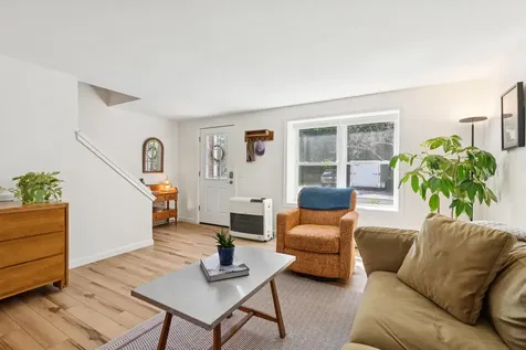 33 Hobart Street South Portland ME 04106