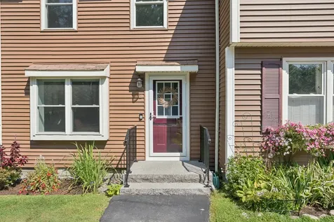 33 Hobart Street South Portland ME 04106