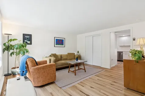 33 Hobart Street South Portland ME 04106