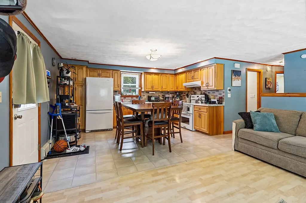 409 Church Hill Road Augusta ME 04330