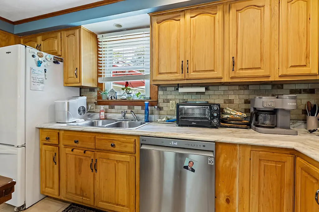 409 Church Hill Road Augusta ME 04330