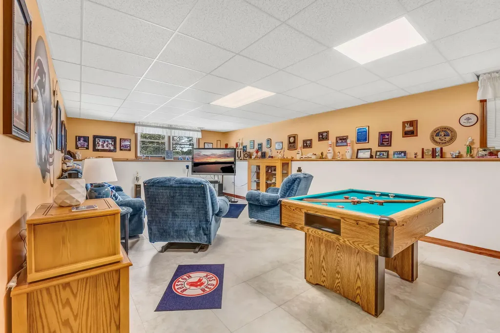 1391 Turner Street Auburn ME 04210