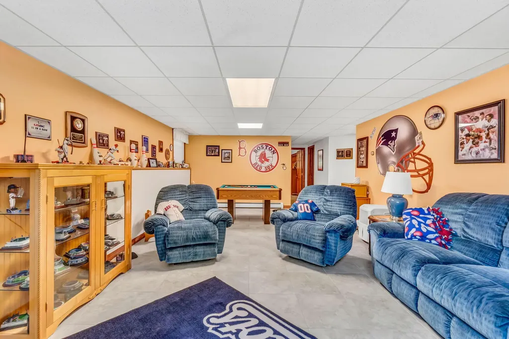 1391 Turner Street Auburn ME 04210