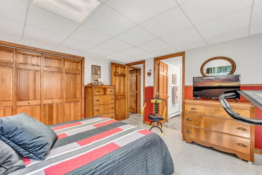 1391 Turner Street Auburn ME 04210