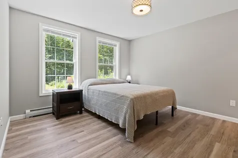 48 Tickle Way Buxton ME 04093