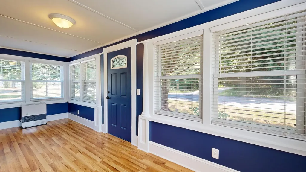 736 Riverside Drive Augusta ME 04330