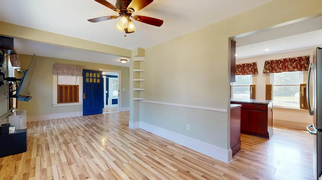 736 Riverside Drive Augusta ME 04330