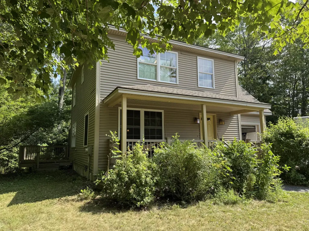 33 Wilkie Street Portland ME 04103