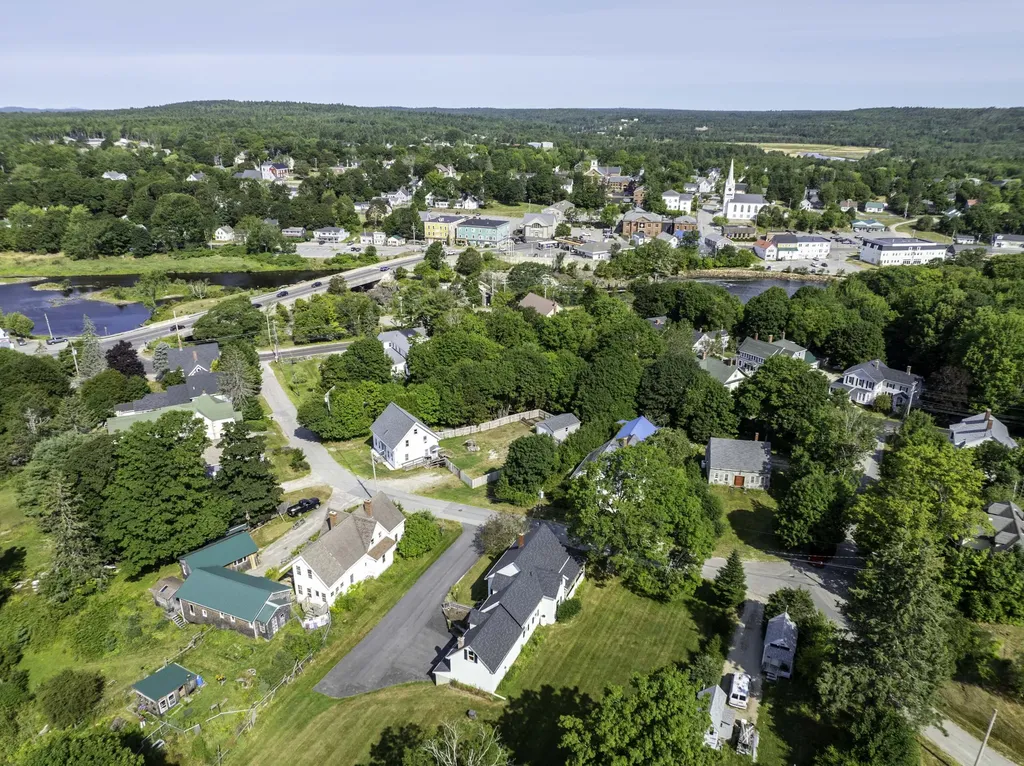 17 School Street Machias ME 04654