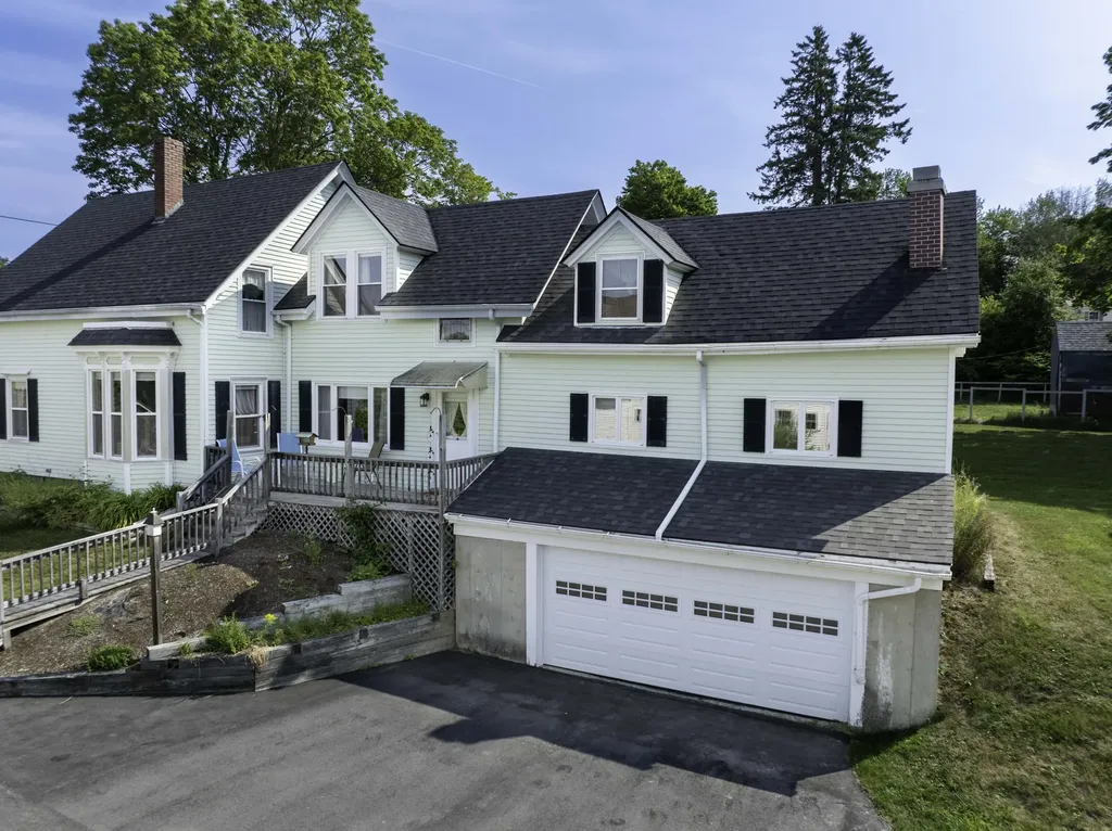 17 School Street Machias ME 04654
