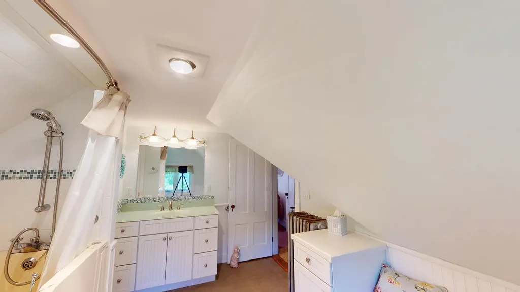 17 School Street Machias ME 04654