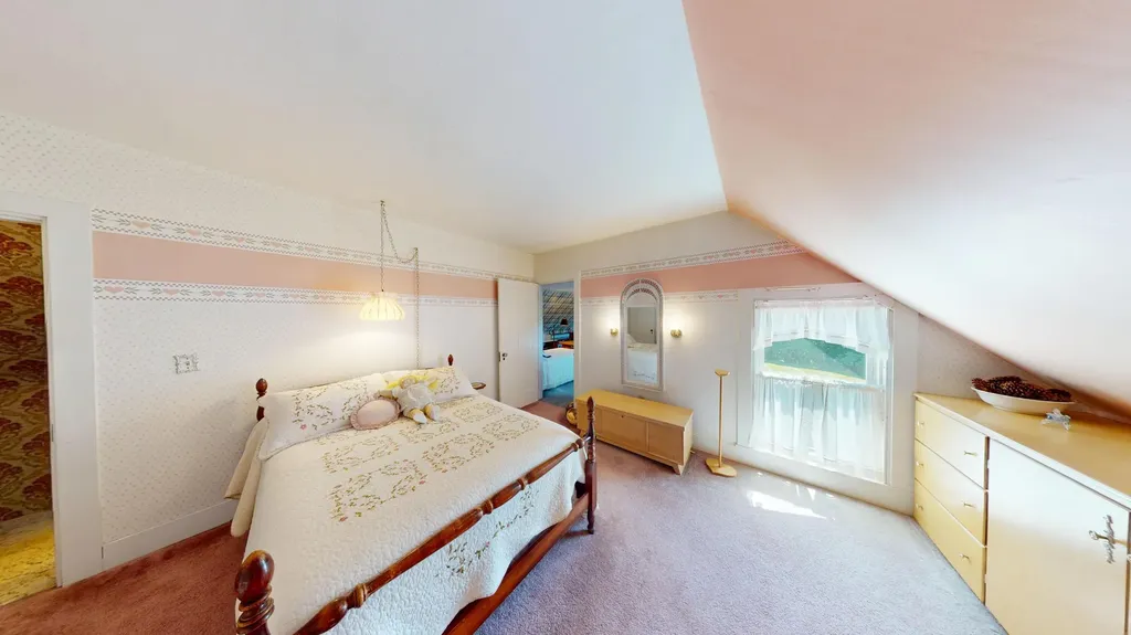 17 School Street Machias ME 04654