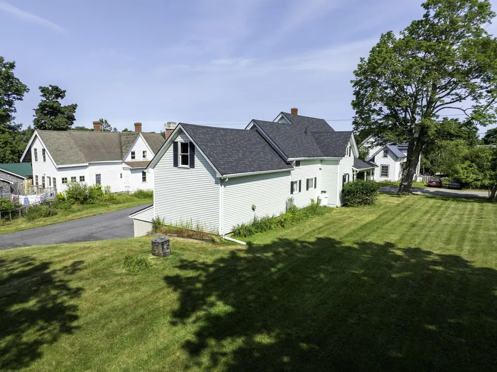 17 School Street Machias ME 04654