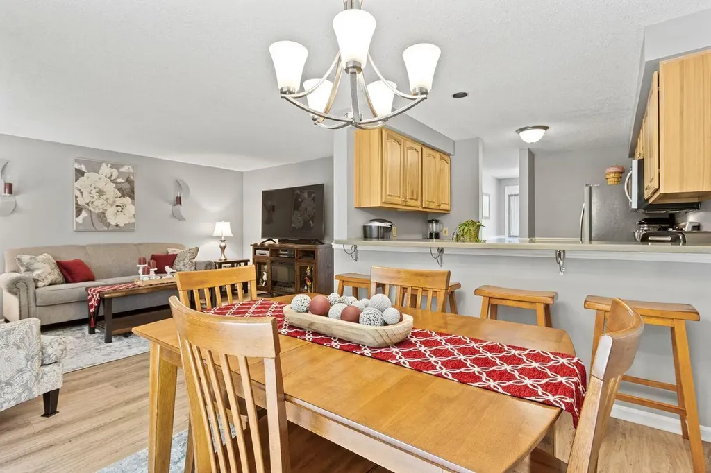26 Merrymeeting Drive Portland ME 04103