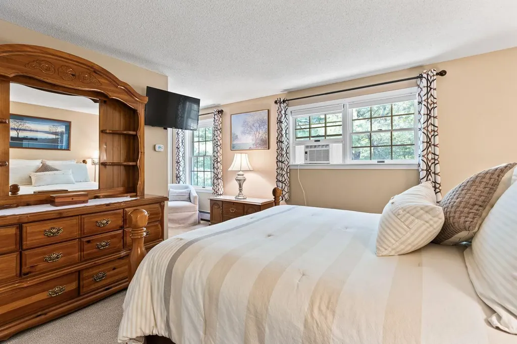 26 Merrymeeting Drive Portland ME 04103
