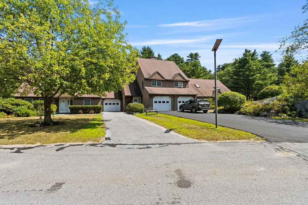 26 Merrymeeting Drive Portland ME 04103