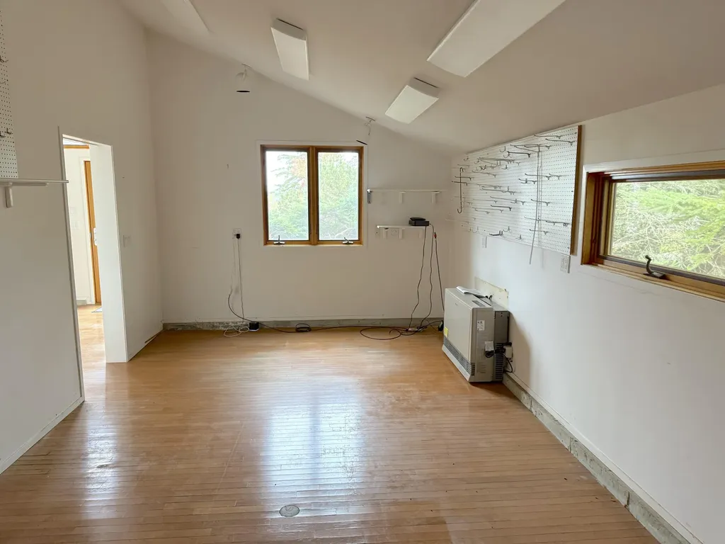31 Daybreak Lane Surry ME 04684
