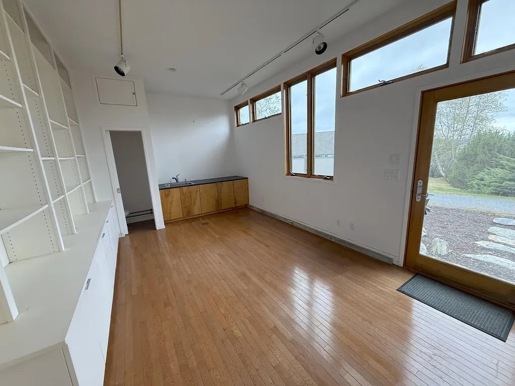 31 Daybreak Lane Surry ME 04684