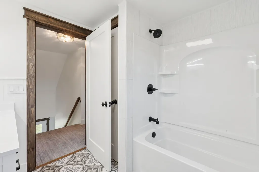 208 Pleasant Street Clinton ME 04927