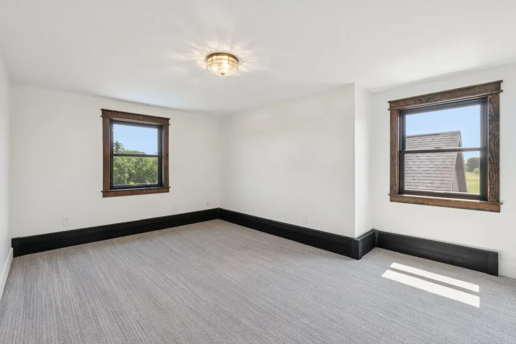 208 Pleasant Street Clinton ME 04927