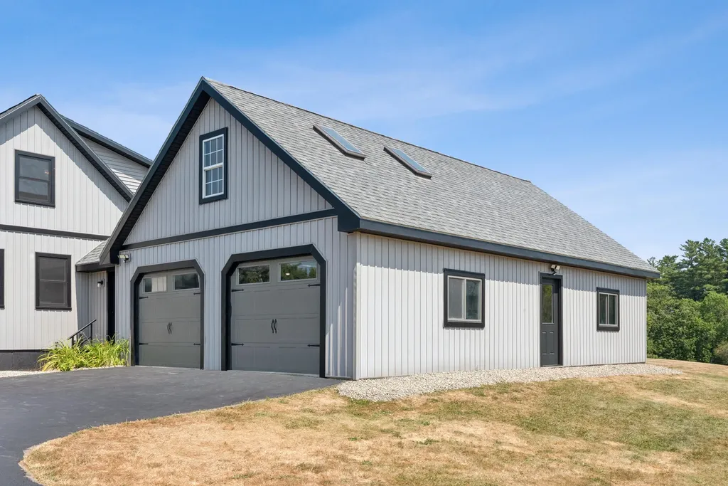 208 Pleasant Street Clinton ME 04927