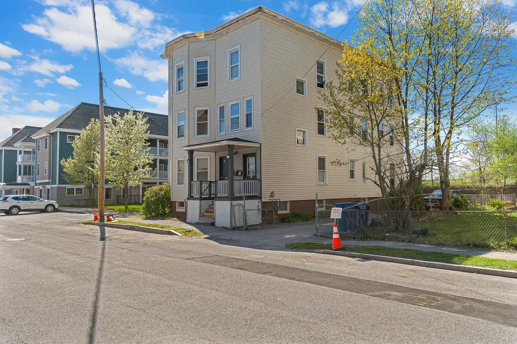 51 Frederic Street Portland ME 04102