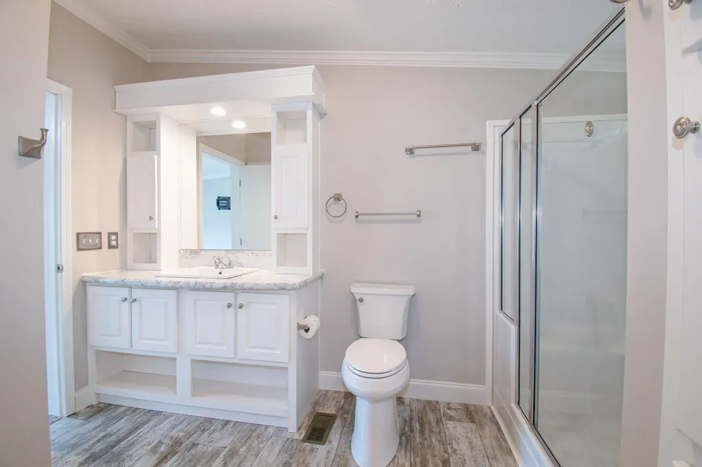 5 Trent Drive Lisbon ME 04250