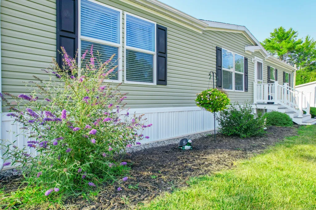5 Trent Drive Lisbon ME 04250
