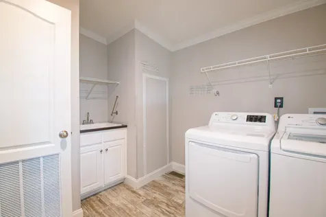 5 Trent Drive Lisbon ME 04250