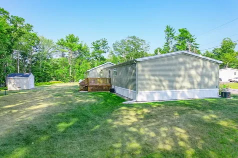 5 Trent Drive Lisbon ME 04250
