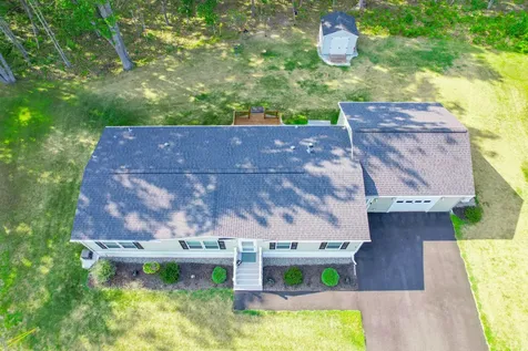 5 Trent Drive Lisbon ME 04250