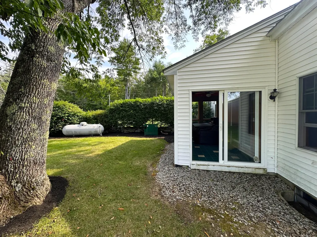 180 Center Road Lebanon ME 04027