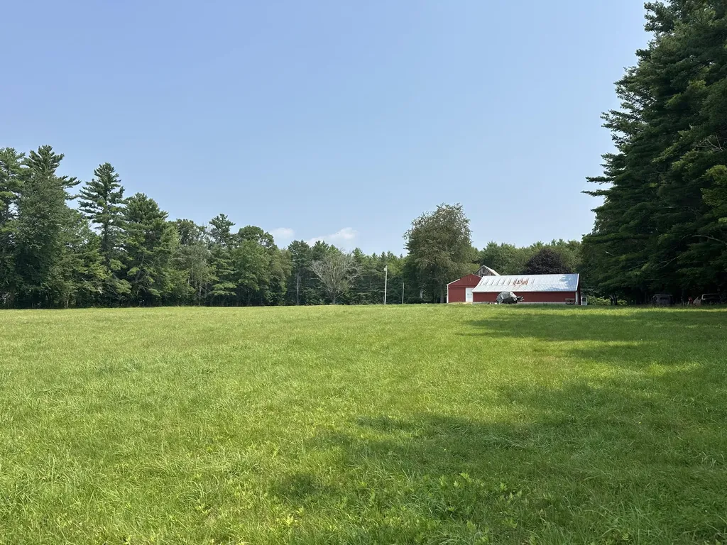 180 Center Road Lebanon ME 04027