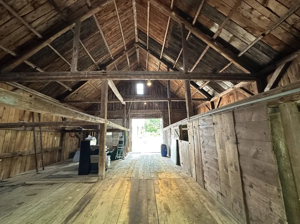 180 Center Road Lebanon ME 04027