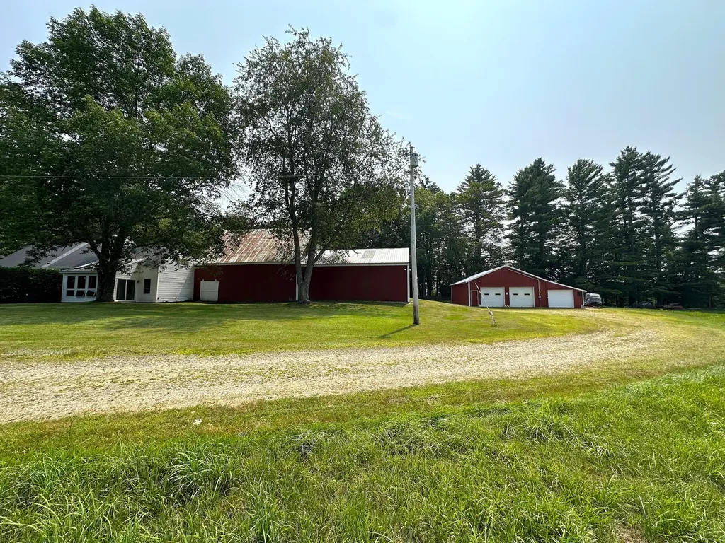180 Center Road Lebanon ME 04027